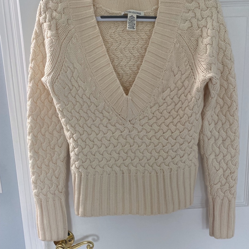 Banana Republic extra soft Italian merino sweater